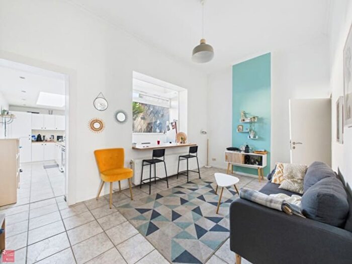1-kamerappartement te huur in Charleroi Montignies-sur-Sambre
