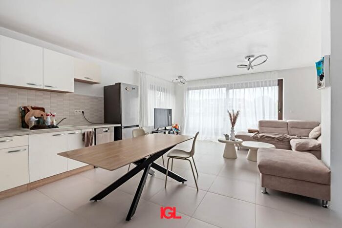 14-kamerappartement te koop in Sint-Pieters-Leeuw