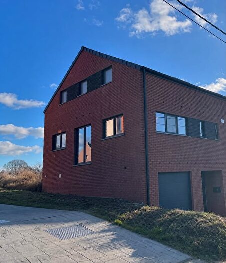 8-kamerhuis te koop in La Louvière
