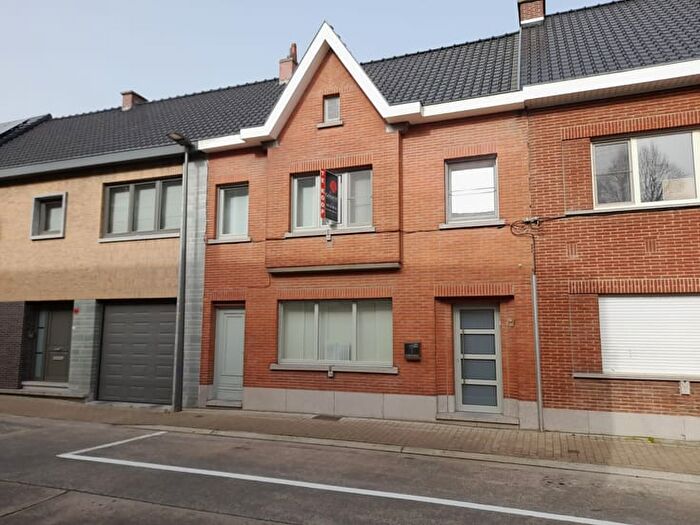 16-kamerhuis te koop in Brakel
