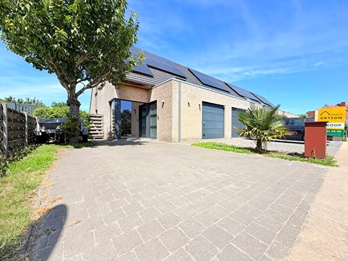 Huis te koop in Zevekote