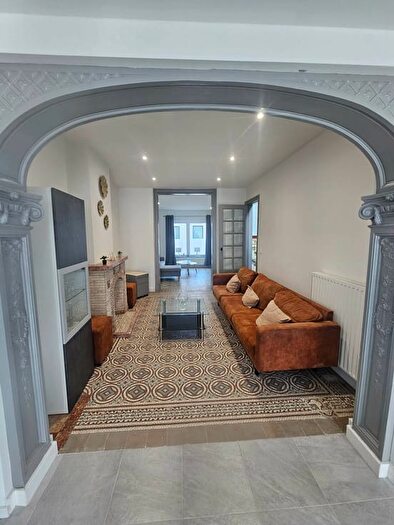 8-kamerhuis te koop in Châtelet