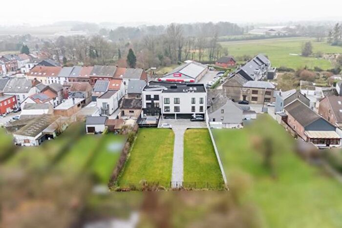9-kamerappartement te koop in Wanfercée-Baulet