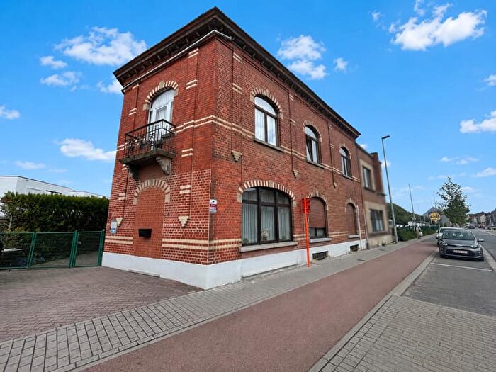6-kamerhuis te koop in Sint-Pieters-Leeuw
