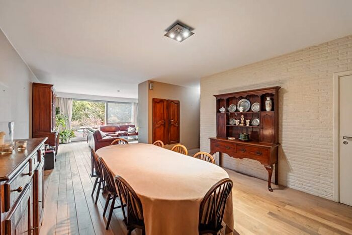 20-kamerhuis te koop in Deurne (2100)