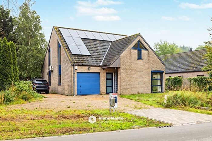 11-kamerhuis te koop in Sint-Kruis-Winkel