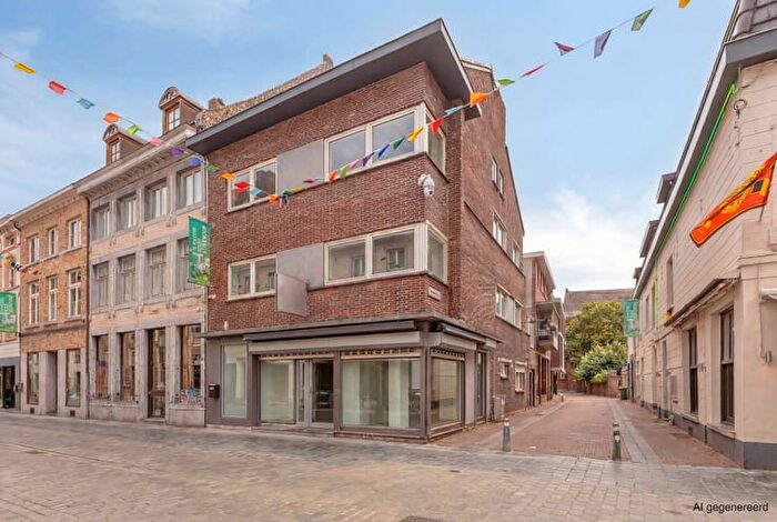 5-kamerhuis te koop in MAASEIK