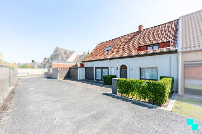 15-kamerhuis te koop in Roeselare