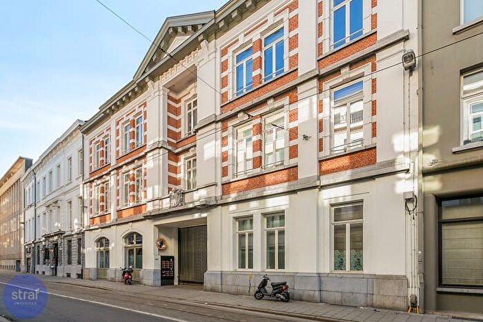 6-kamerappartement te koop in Antwerpen (2000)