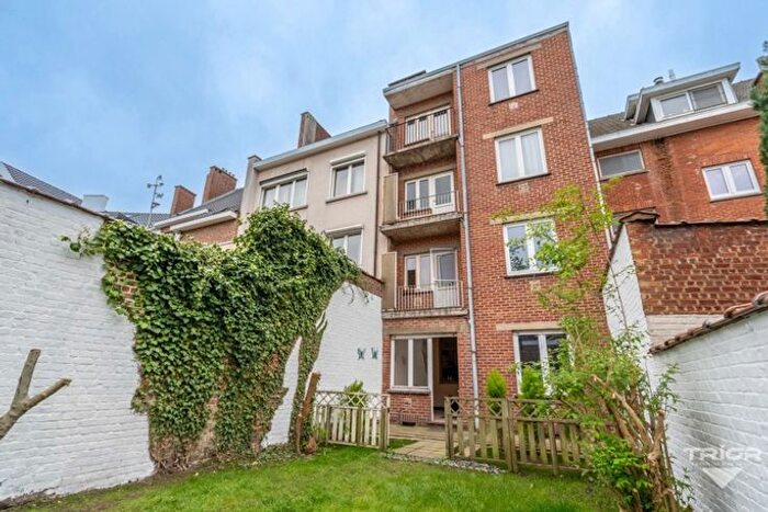 8-kamerhuis te koop in Nivelles