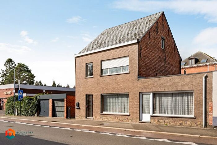 19-kamerhuis te koop in Schriek