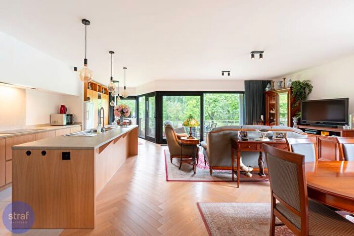 10-kamerappartement te koop in Antwerpen (2050)