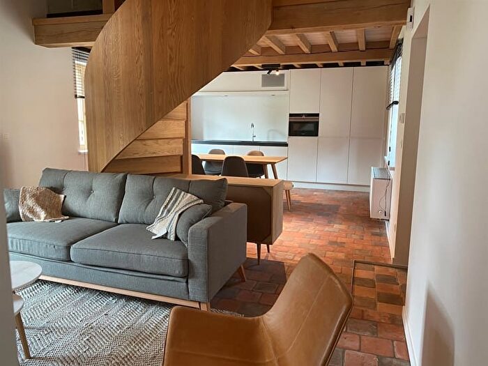 1-kamerhuis te koop in SINT-TRUIDEN