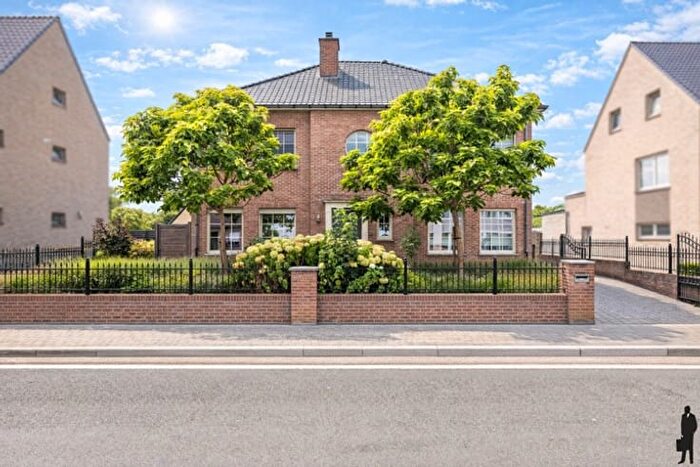 6-kamerhuis te koop in Lommel