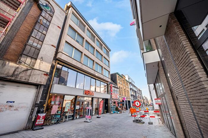 8-kamerhuis te koop in Beveren