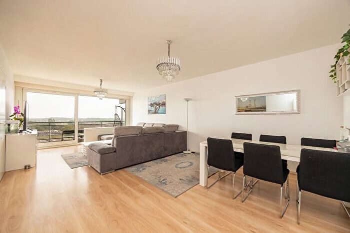 9-kamerappartement te koop in Deurne (2100)