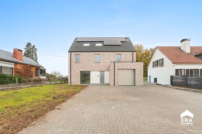 8-kamerhuis te koop in Kortenaken