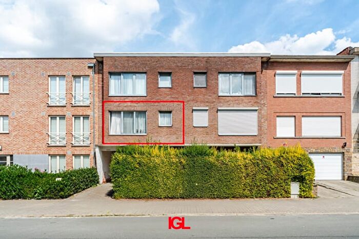 9-kamerappartement te koop in Sint-Pieters-Leeuw