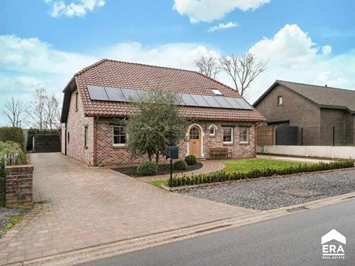 4-kamerhuis te koop in Hechtel (Hechtel-Eksel)
