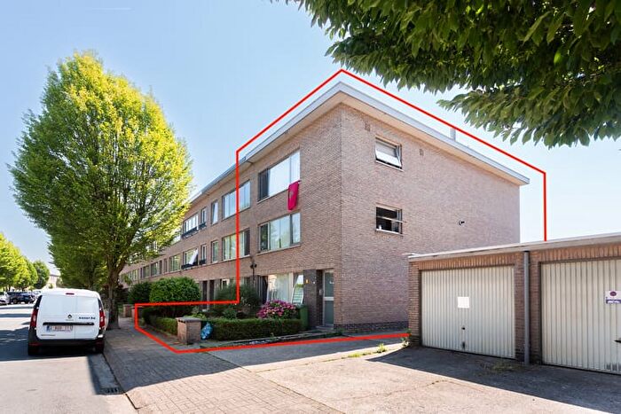 6-kamerhuis te koop in District Borsbeek
