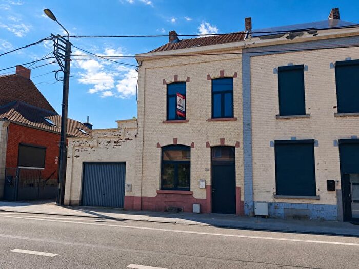 14-kamerhuis te koop in Auvelais