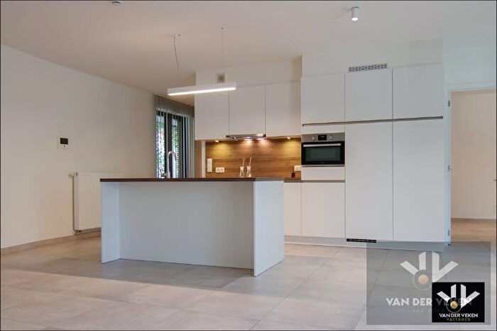 12-kamerappartement te koop in Hasselt