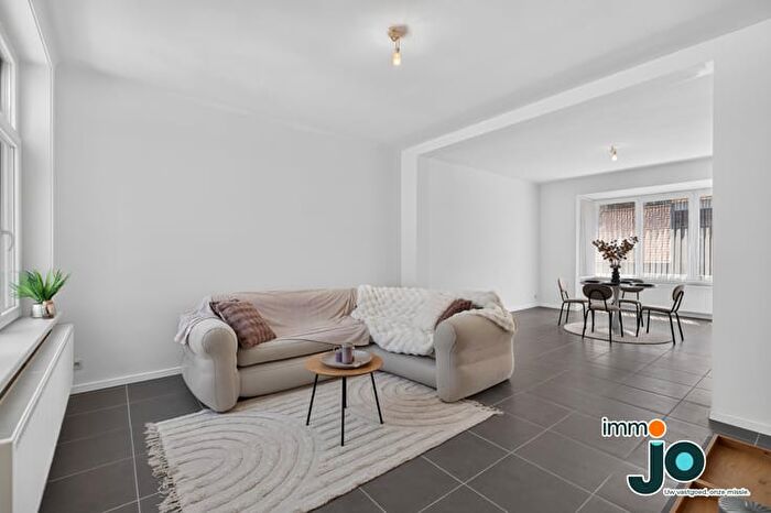 9-kamerappartement te koop in Oostende