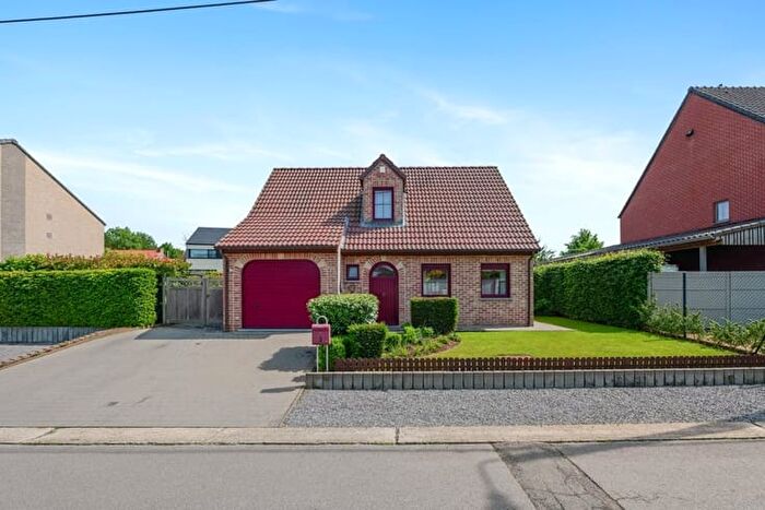 9-kamerhuis te koop in Walshoutem