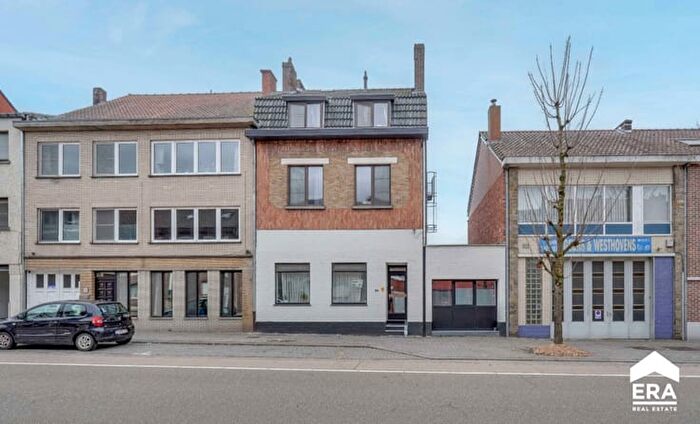 11-kamerappartement te koop in Genk