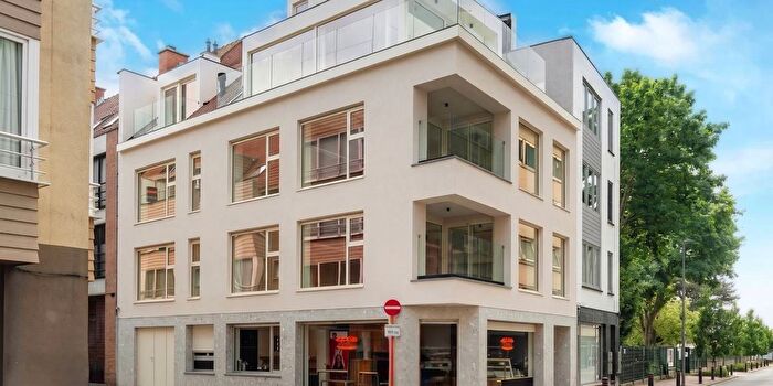 8-kamerappartement te koop in Heist-aan-Zee