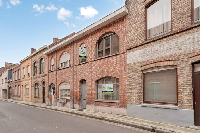 11-kamerhuis te koop in Ieper