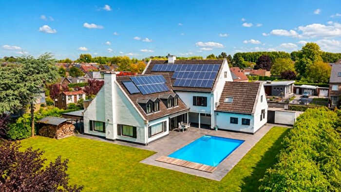 14-kamerhuis te koop in Laarne
