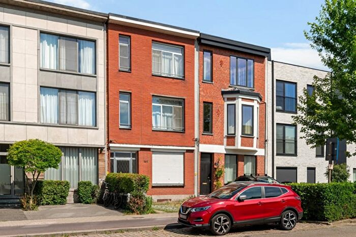 6-kamerappartement te koop in Mortsel