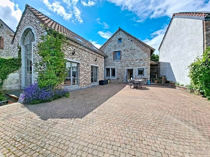 6-kamerhuis te koop in FLAWINNE