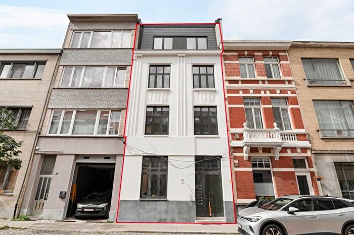 7-kamerhuis te koop in Antwerpen