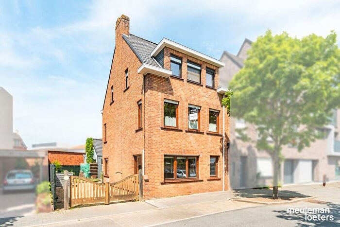 Huis te koop in Oostkamp