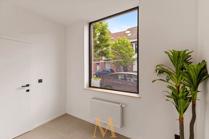 10-kamerhuis te koop in Kortrijk