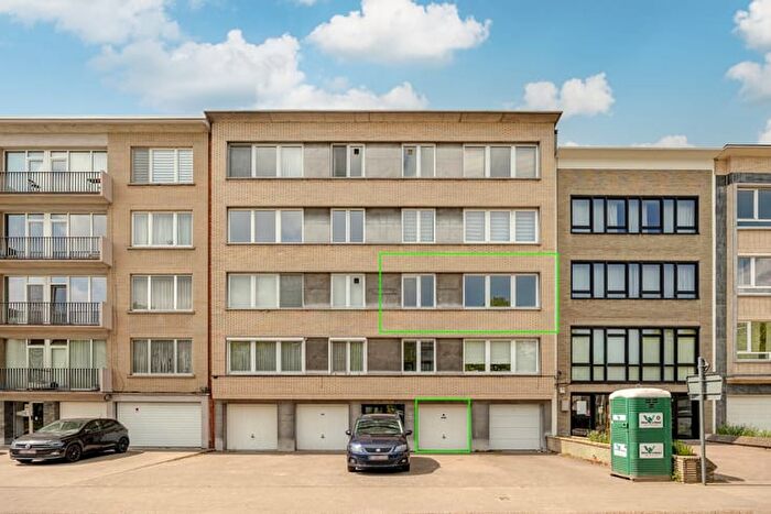 9-kamerappartement te koop in Wilrijk