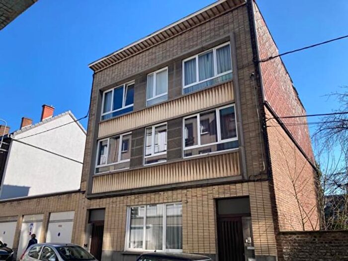 6-kamerhuis te koop in Charleroi