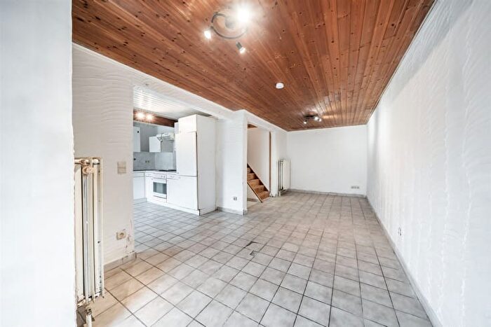 2-kamerhuis te koop in IZEL