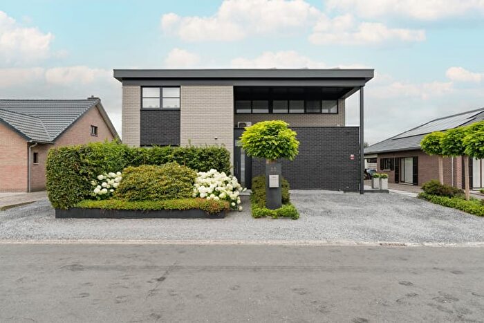 9-kamerhuis te koop in Neerpelt