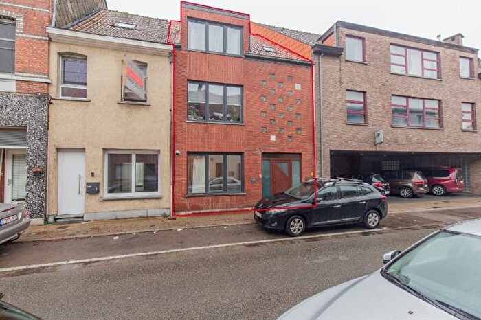 11-kamerhuis te koop in Sint-Niklaas