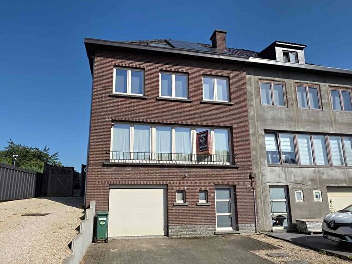 11-kamerhuis te koop in Geraardsbergen