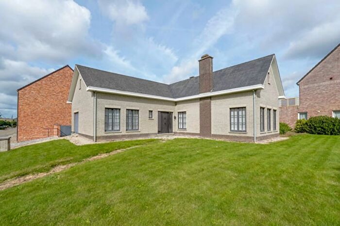 3-kamerhuis te koop in Nieuwerkerken