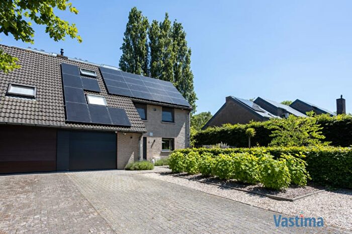 12-kamerhuis te koop in Aalst (9300)