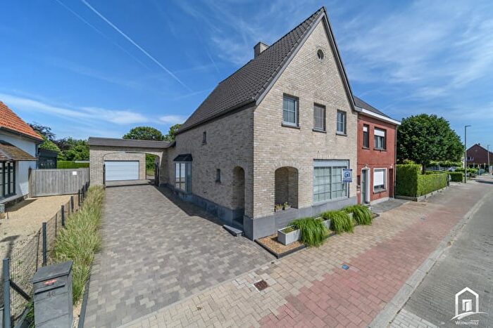 18-kamerhuis te koop in Zele