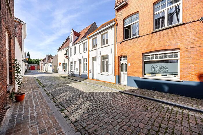 6-kamerhuis te koop in Brugge