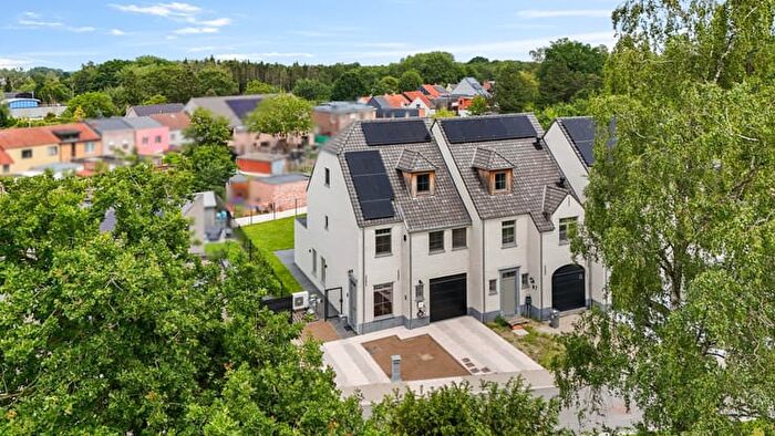 3-kamerhuis te koop in STEKENE
