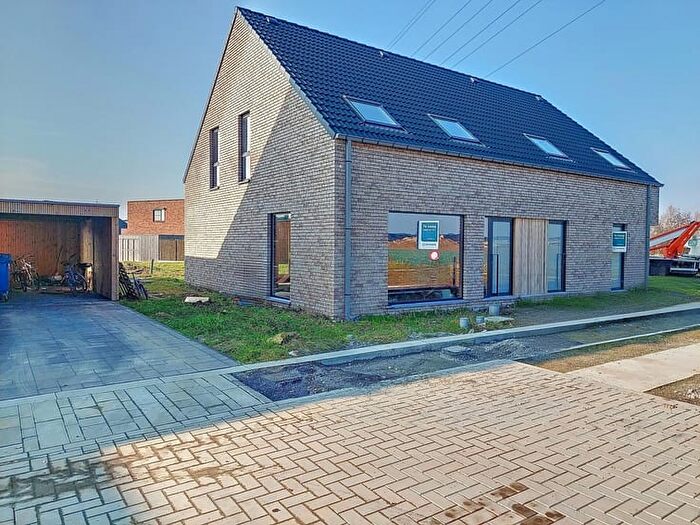 8-kamerhuis te koop in Roeselare