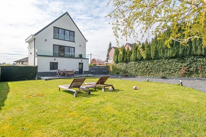 6-kamerhuis te koop in HOEILAART